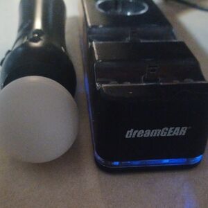 DreamGEAR Black Gaming Controller Charger Station + 2 Playst Motion Controllers